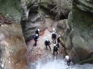 Canyon de la Pissarde (Vercors: Claix) Canyon de la Pissarde (Vercors: Claix). A partir de 43Eur/pers. En savoir +